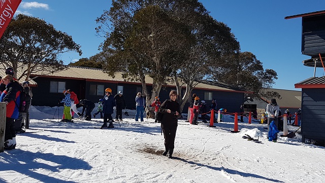 PRISTINE SNOW FIELDS AT MT SELWYN SKI RESORT a group of guests from Boutique Motel Sefton House with owner Renaa, enjoy the snow during an escorted group tour.